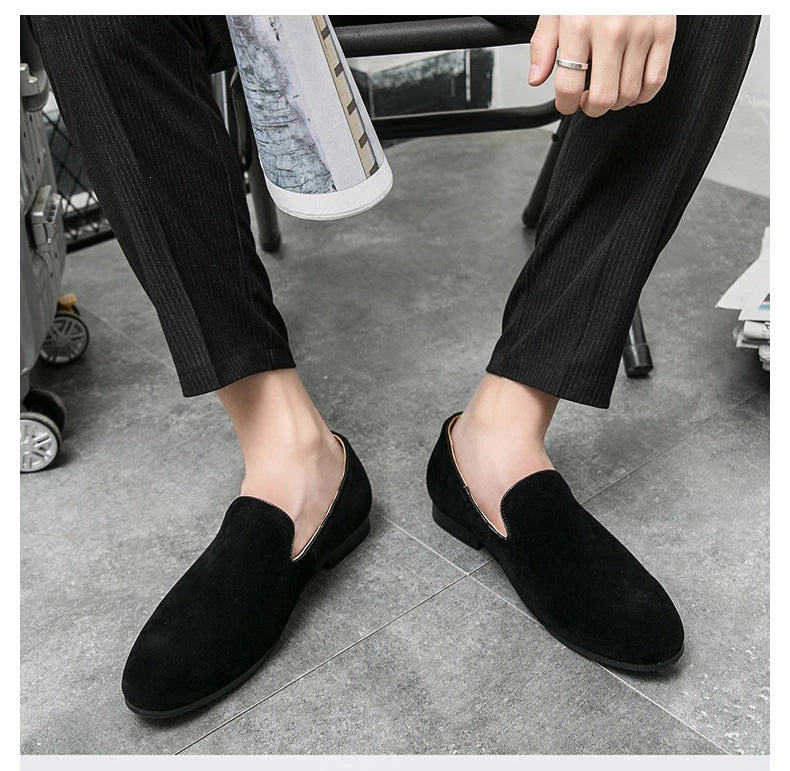 Brand 2024-2025 Green Men's Suede Loafers Fashion Soft Comfortable Breathable Moccasin Shoes Men England Style Slip-on Casual Shoes For Men