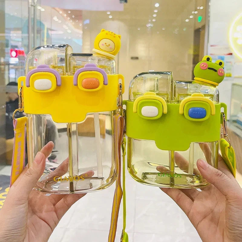 Drinking Bottle Large-Capacity Double-Bin Plastic Straw Cup Children Portable Carrying Water Bottle with High Beauty Cartoon Out