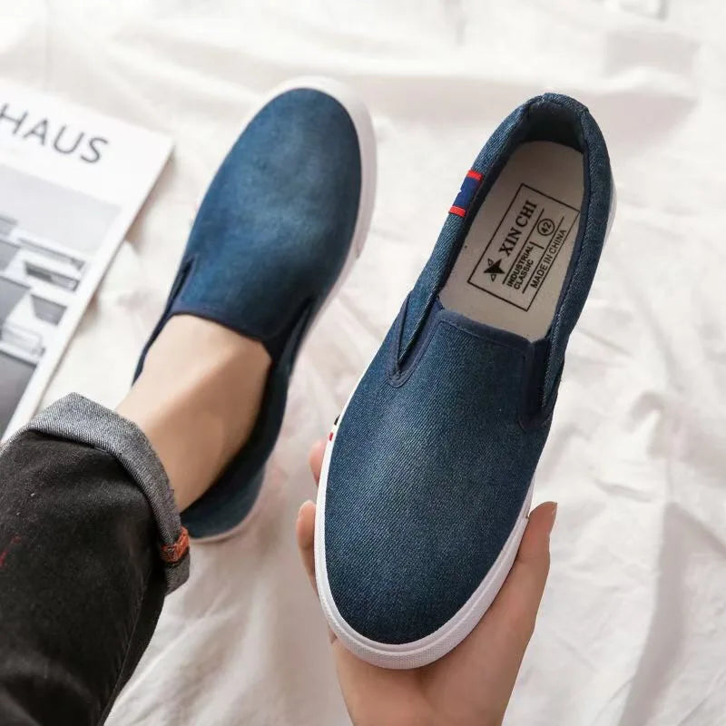 Denim Men's Canvas Shoes Slip-On Sneakers Male Flats Breathable Loafers for Men 2025 Summer Trainers Light Black Shoes Footwear