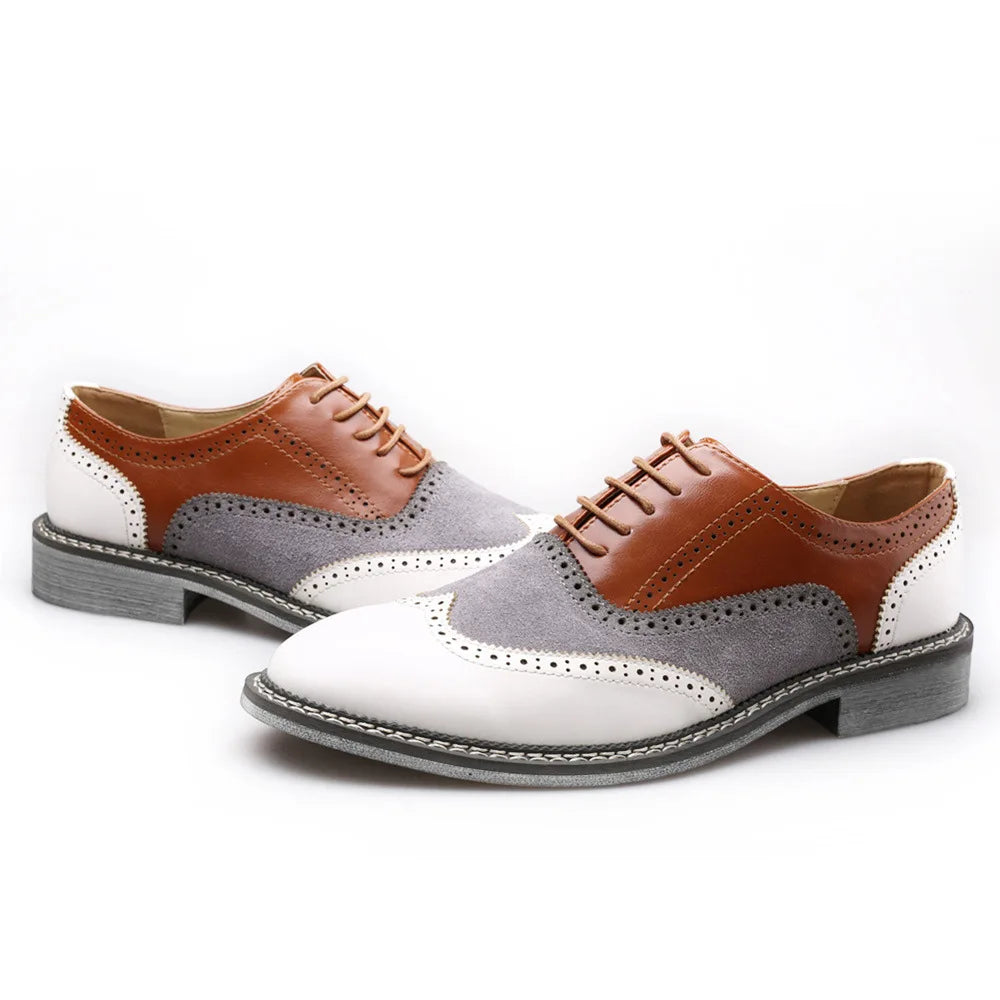 New 2025 Men Retro brogue lace-up black white oxford shoes Male Dress Wedding prom Homecoming Shoe Sapato Social Masculino