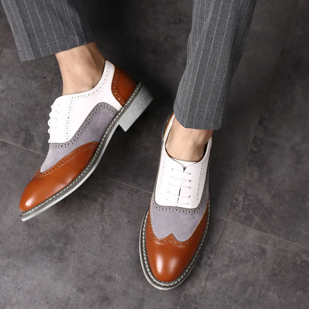 New 2025 Men Retro brogue lace-up black white oxford shoes Male Dress Wedding prom Homecoming Shoe Sapato Social Masculino