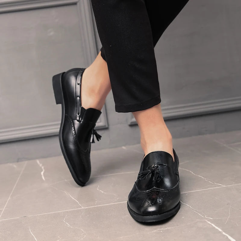 Luxury Men Loafers Tassels Soft Moccasins Spring Black Shoes Man High Quality Mens Shoes Casual Leather Driving Flats Size 38-48