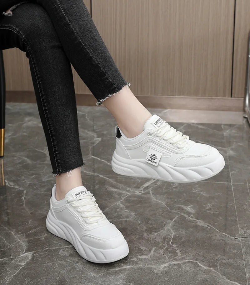 2024 New Chunky Women's Casual Flats Shoes Spring Trendy Comfortable Sneakers Youth Student Girls Board Shoes Small White Shoes