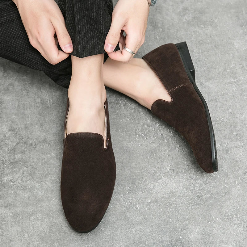 Brand 2024-2025 Green Men's Suede Loafers Fashion Soft Comfortable Breathable Moccasin Shoes Men England Style Slip-on Casual Shoes For Men