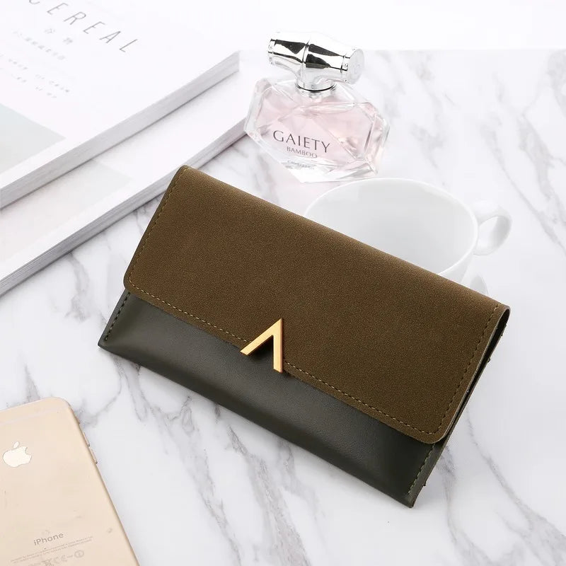 2024 New Leather Women's Wallet Retro Small Fresh Metal Heart Pattern Short Card Holder Solid Color Soft Surface Student Coin Purse