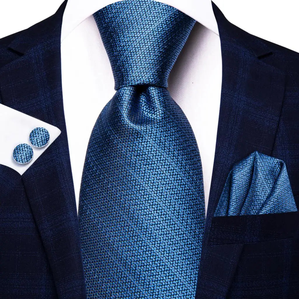 Brand New 2025 Hi-Tie Light Blue Striped Novelty Silk Wedding Tie For Men Handky Cufflinks Nicktie Set Fashion Design Business Party