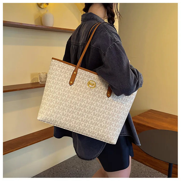 Women's Luxury Handbag 2024-2025 New Fashion Letter Printed Tote Bag Versatile Large Capacity One Shoulder Diagonal Straddle Bag FREE SHIPPINGS