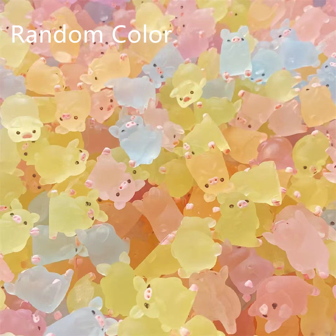 Resin Cute Glow-in-the-dark Piggy Shape Glow-in-the-dark Ornaments